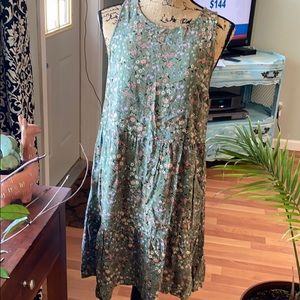 Old navy olive floral sleeveless dress sz Med.